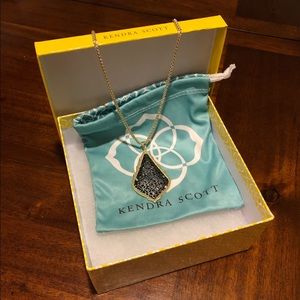 Kendra Scott Aiden Gold Long Pendant Necklace